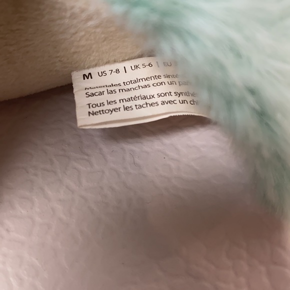 Dearfoams Fuzzy Molded Slides Size 7-8 (Size M) - Picture 4 of 4